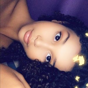 Meet your Posher, Delaney